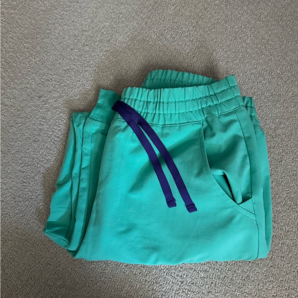 FIGS- Surgical Green Zamora Jogger Scrub Pants